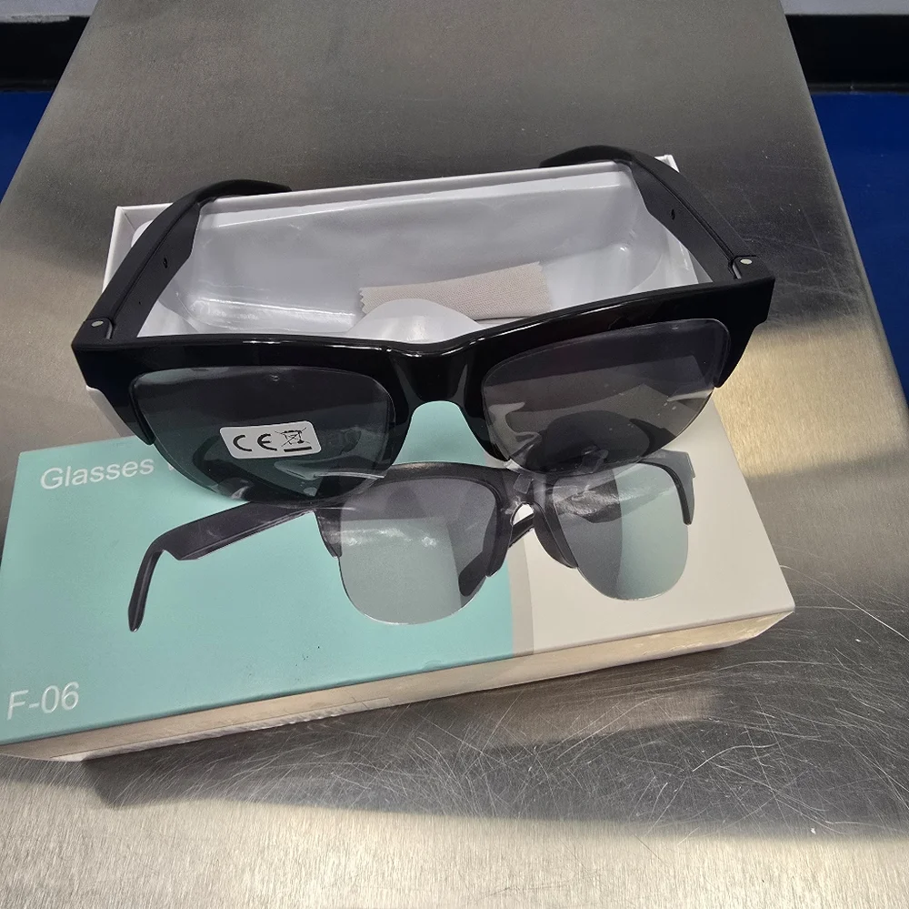 Bluetooth sunglasses